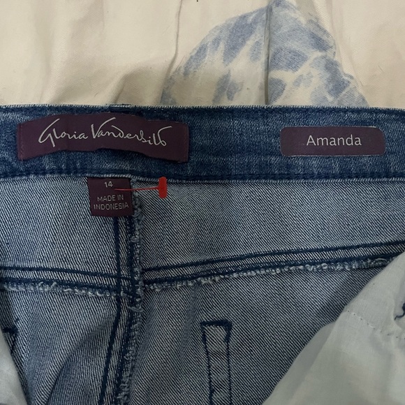 Gloria Vanderbilt - Amanda Jeans - Picture 4 of 4